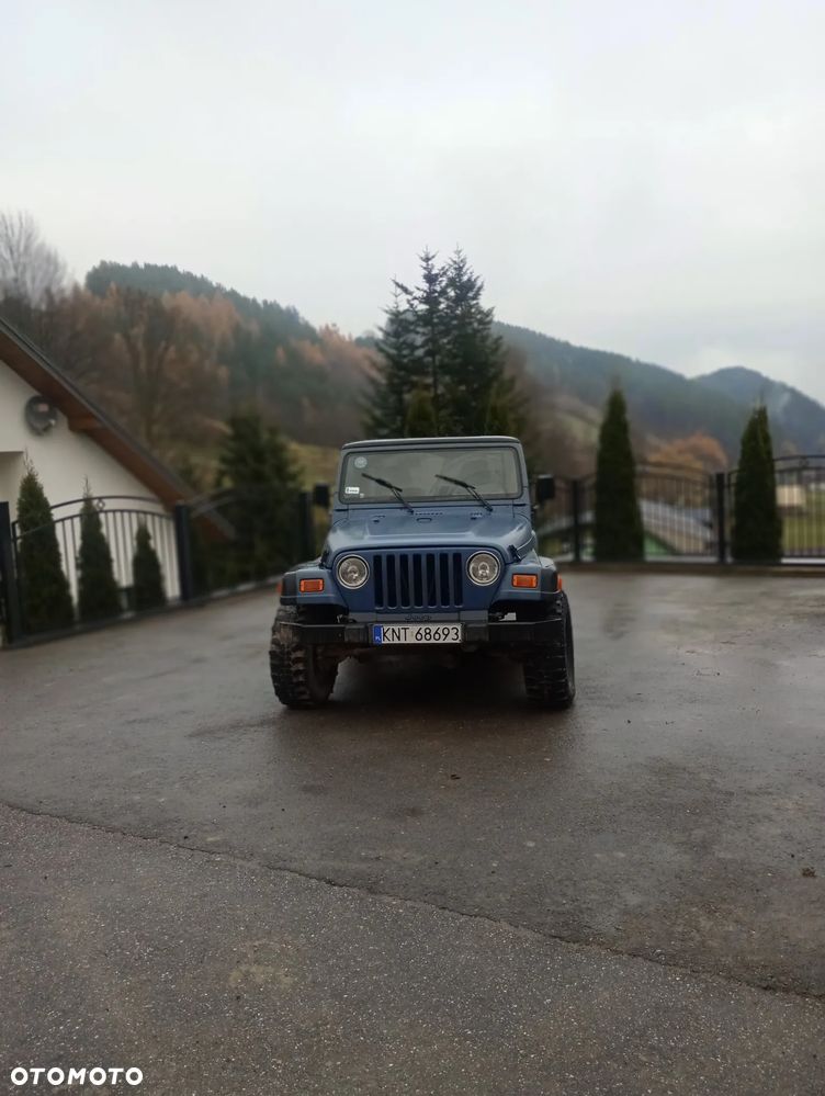 Jeep Wrangler 2.5 Sport - 7
