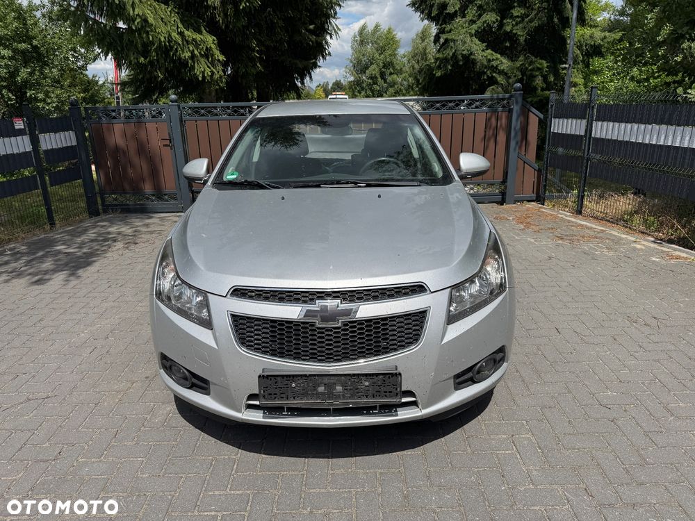 Chevrolet Cruze 1.8 Automatik LTZ - 1