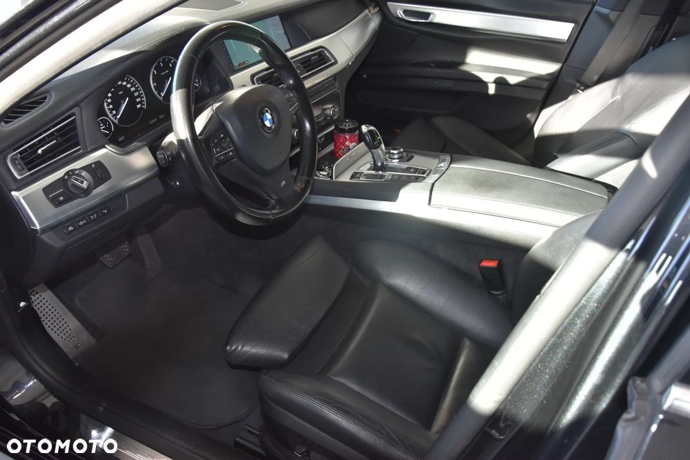 BMW Seria 7 740d xDrive - 7