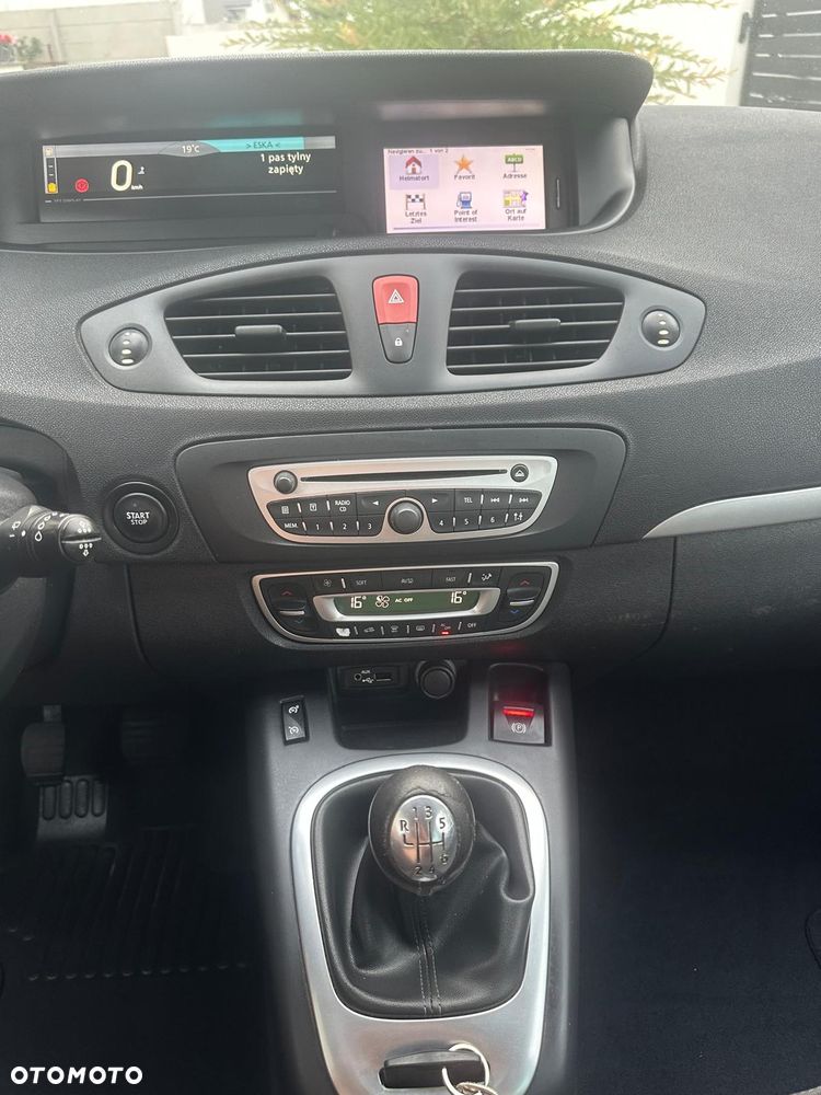 Renault Scenic - 19