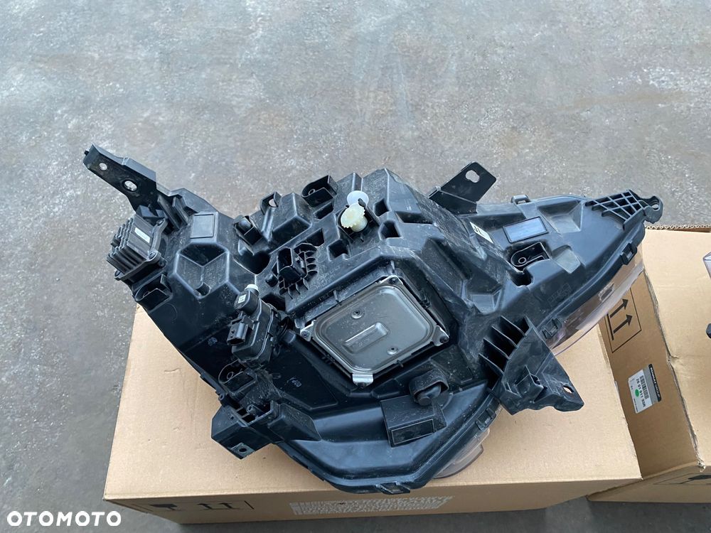 RENAULT Arkana kompletne lampy  Z DEMONTAŻU KOMPLETNE  LAMPY PRZEDNIE REFLEKTORY LAMPA PRZEDNIA LEWA prawa Reflektor LEWY prawy PRZÓD FULL LED  LEDOWY  EUROPA FULLLED lewa prawa 260602566R   260102483R Wwa - 11