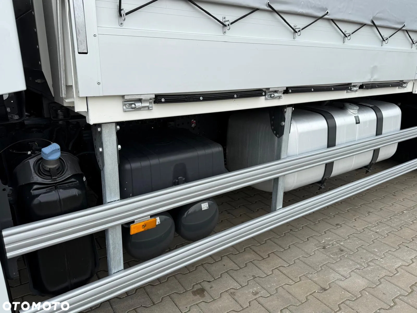 Mercedes-Benz Actros 2542 / E6 / burto-firanka 8,5 m + winda / 21Epal / z Niemiec / sypialka plandeka firana skrzynia - 18