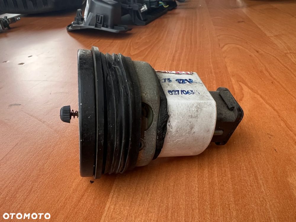 ZEGAR ZEGAREK KOKPITU MERCEDES W107 C107 R107 VDO KIENZLE - 2