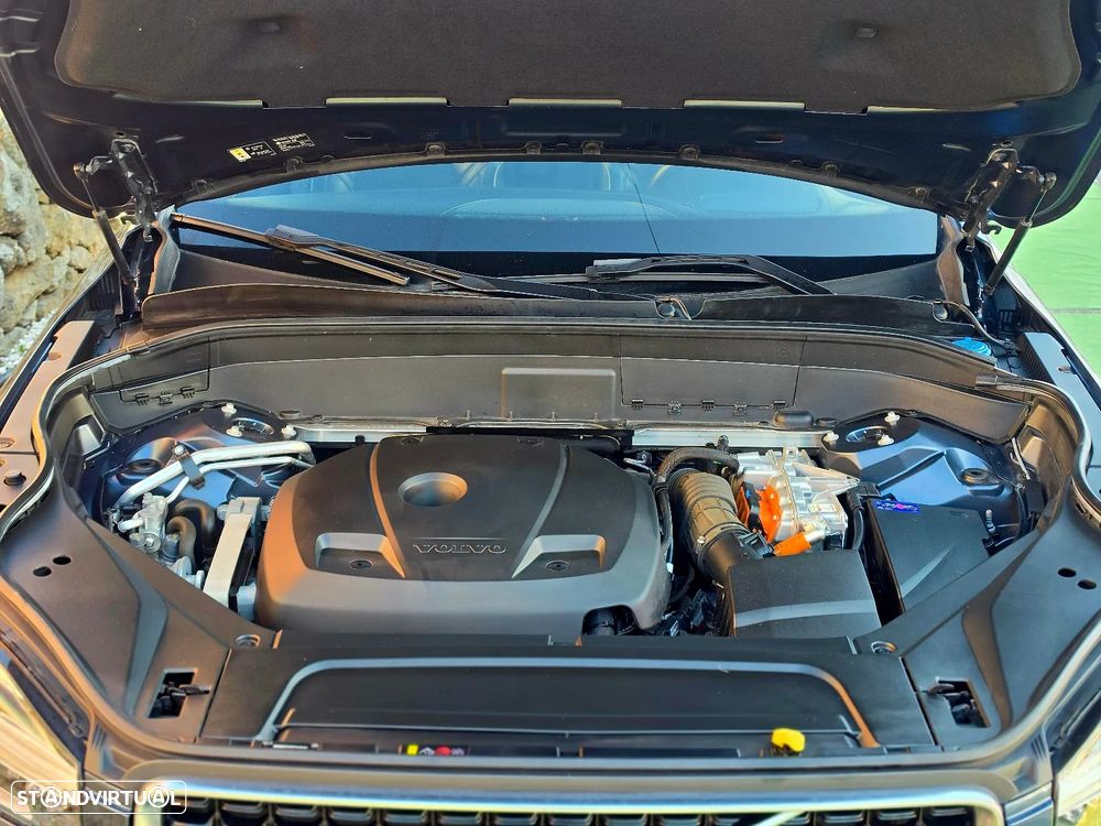 Volvo XC 90 T8 AWD Recharge Geartronic RDesign - 32