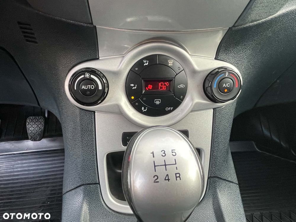 Ford Fiesta 1.4 TDCI Style - 19