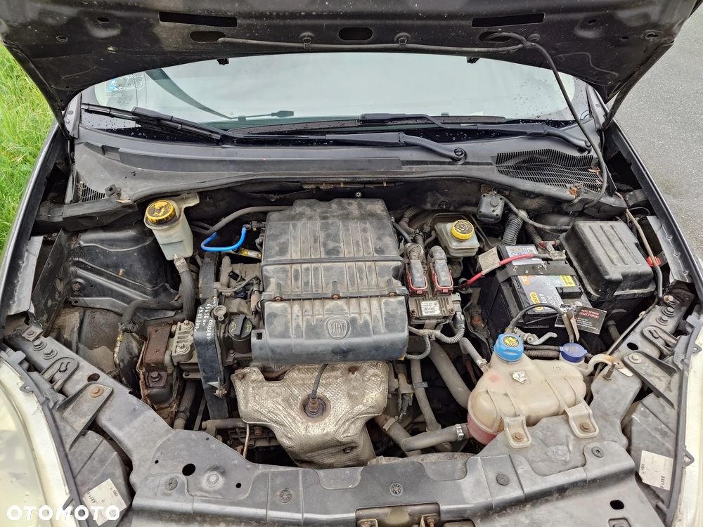 Fiat Linea 1.4 Dynamic Euro5 - 18