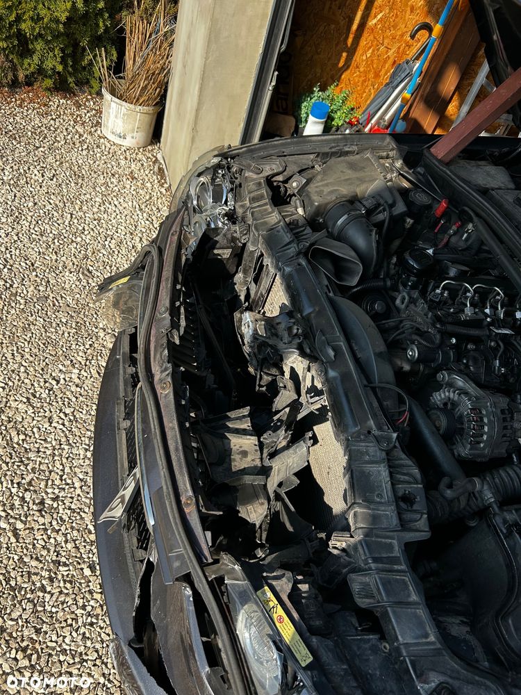BMW Seria 1 123d - 5