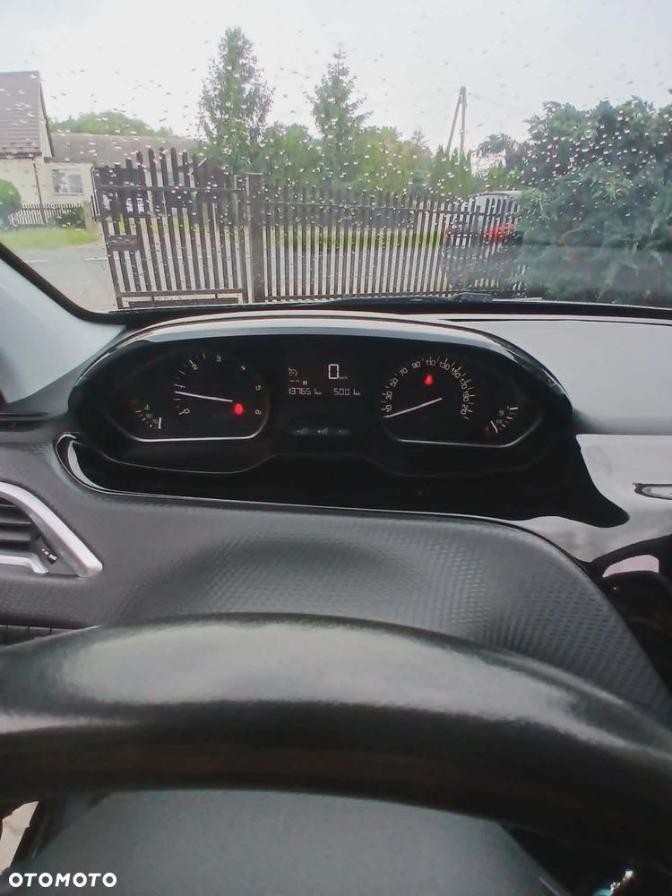 Peugeot 2008 1.5 BlueHDi Style - 10