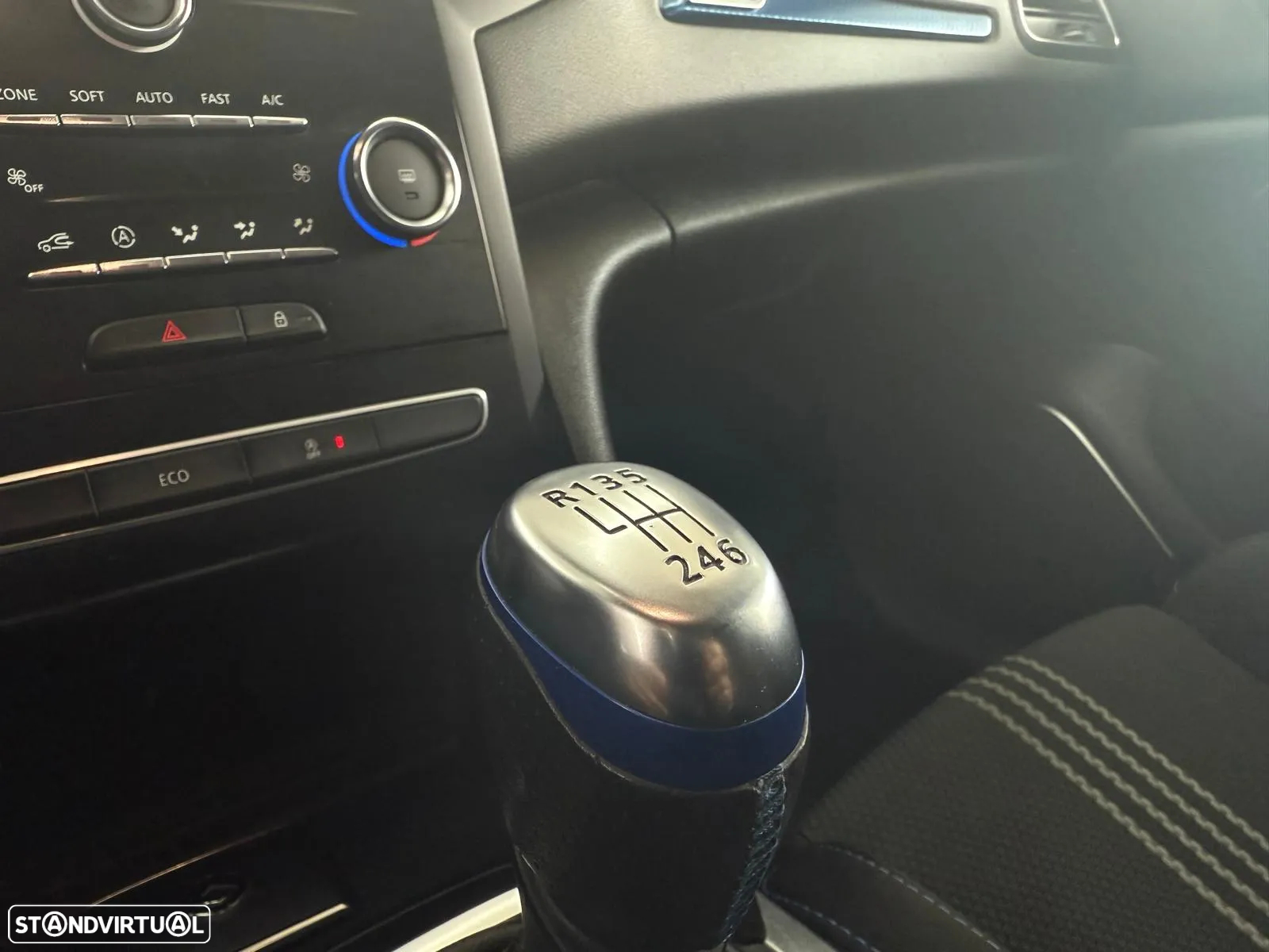 Renault Mégane 1.5 Blue dCi GT Line - 28
