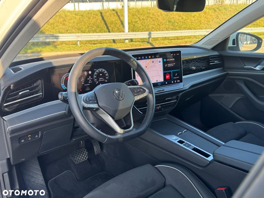 Volkswagen Passat Variant 2.0 TDI SCR Business Plus DSG - 9