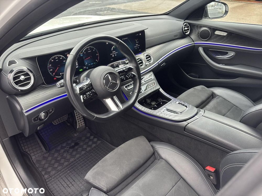 Mercedes-Benz Klasa E - 15