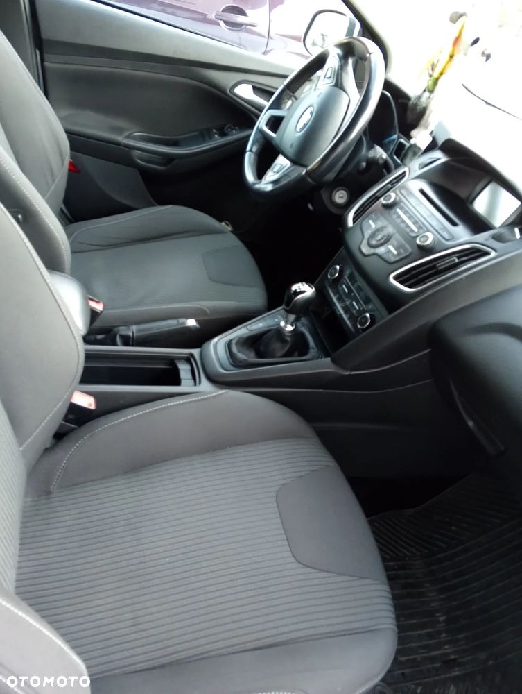 Ford Focus - 6