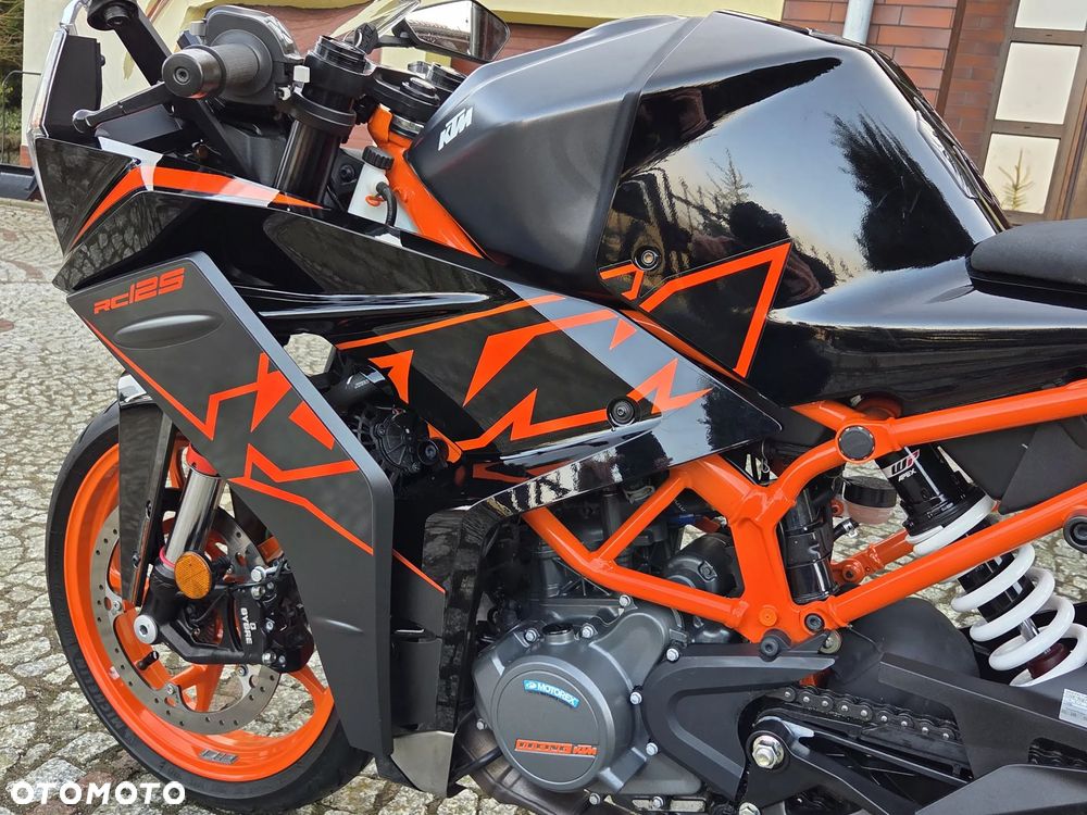KTM RC 125 - 30