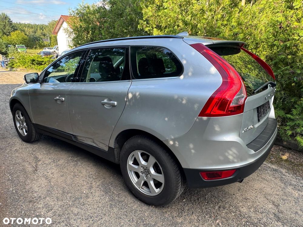 Volvo XC 60 T5 Powershift Momentum - 5