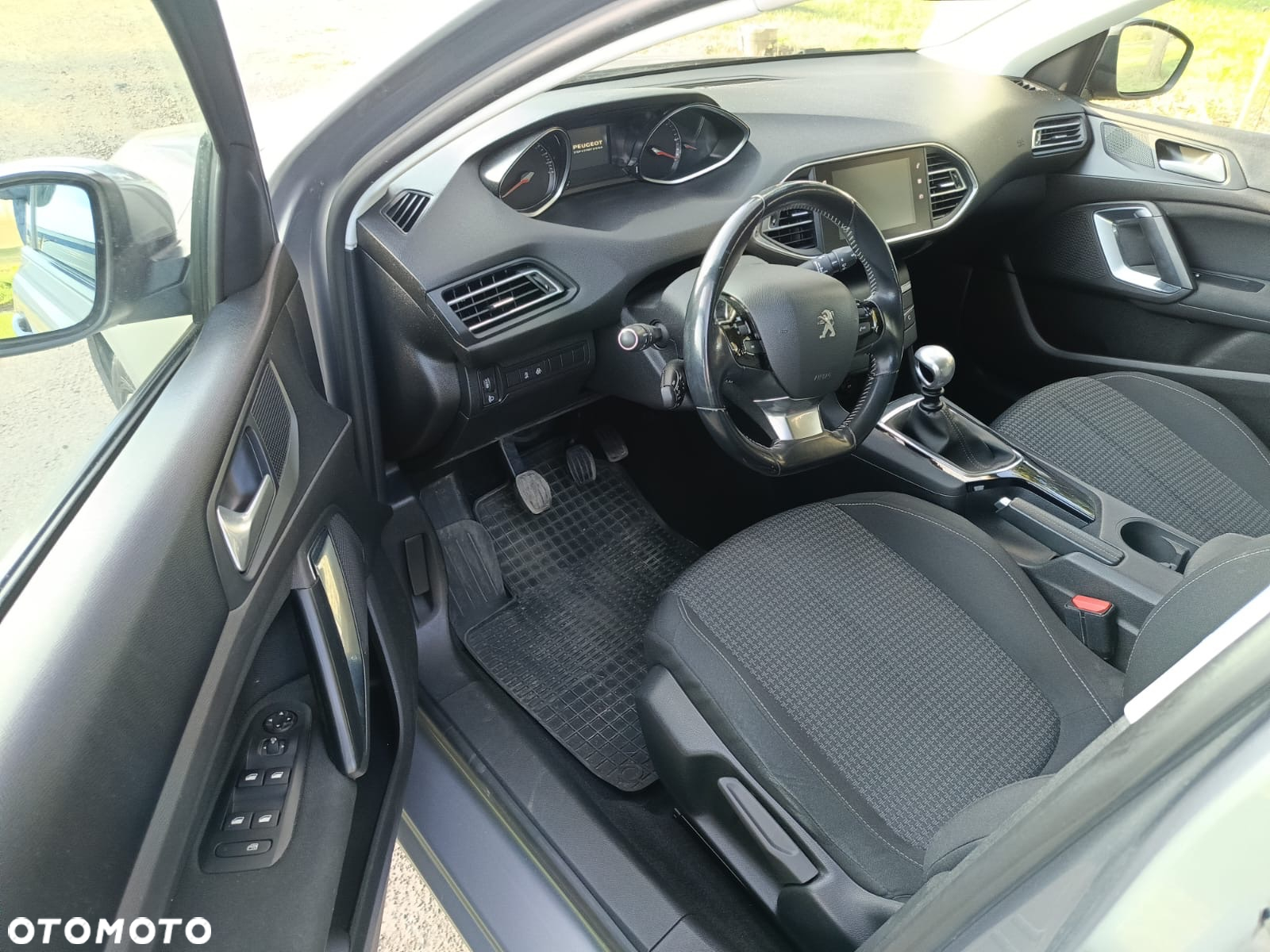 Peugeot 308 - 5