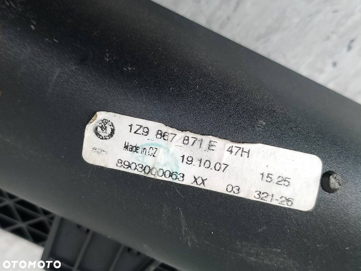 ROLETA BAGAŻNIKA  SKODA OCTAVIA II 1Z9867871E KOMBI - 6