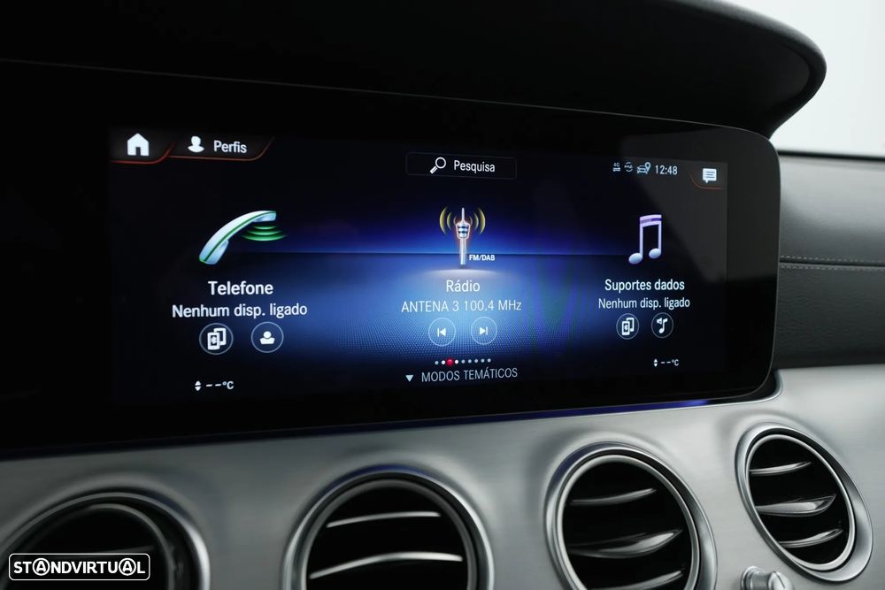 Mercedes-Benz E 300 de AMG Line - 17