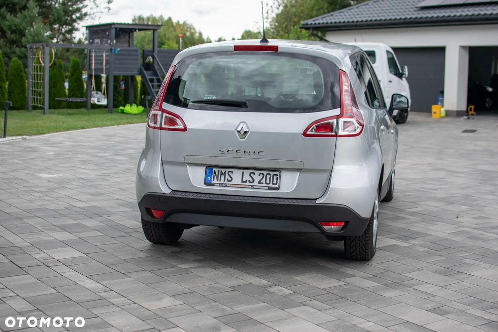 Renault Scenic - 17