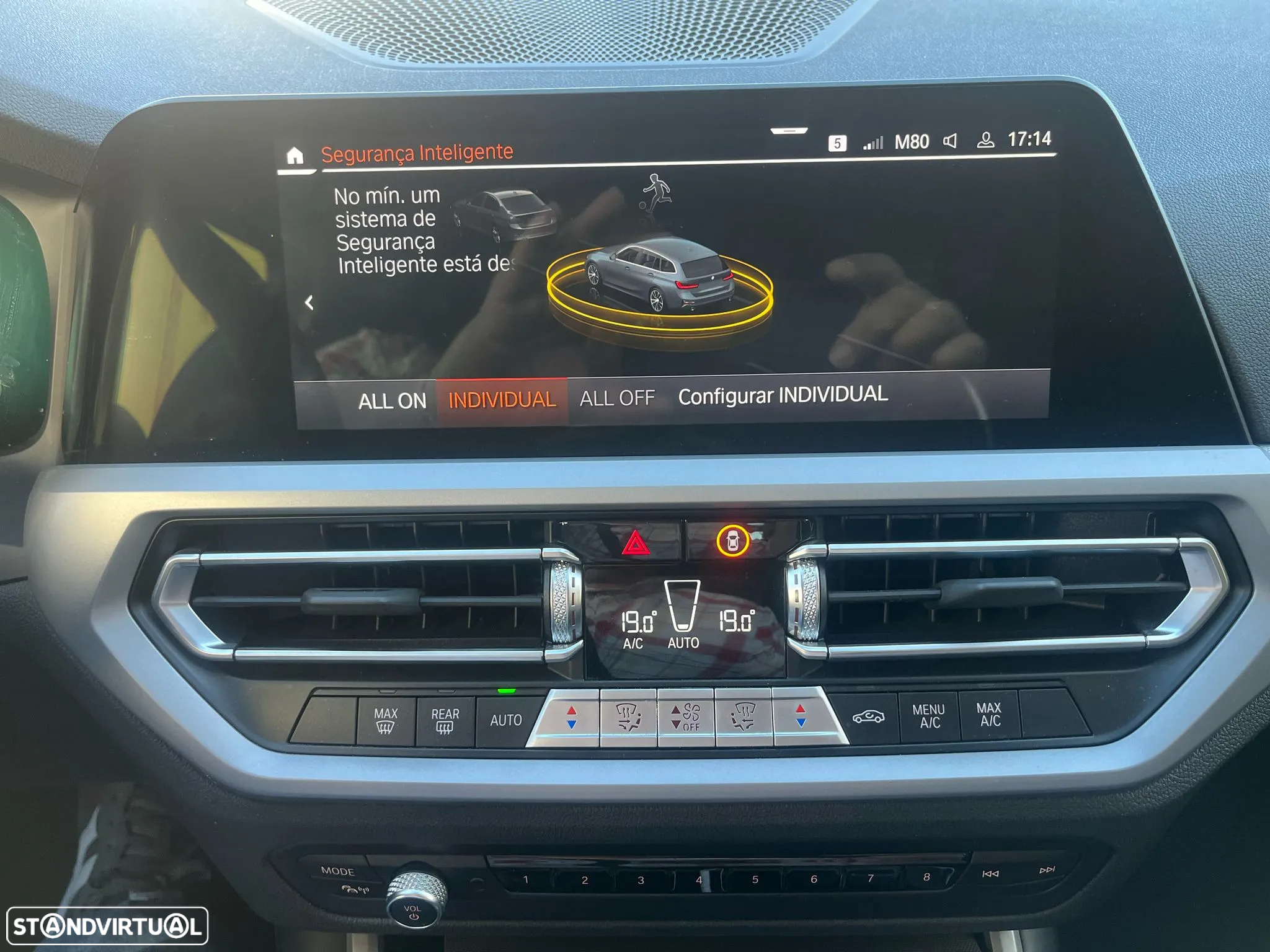 BMW 318 d Touring Auto - 43