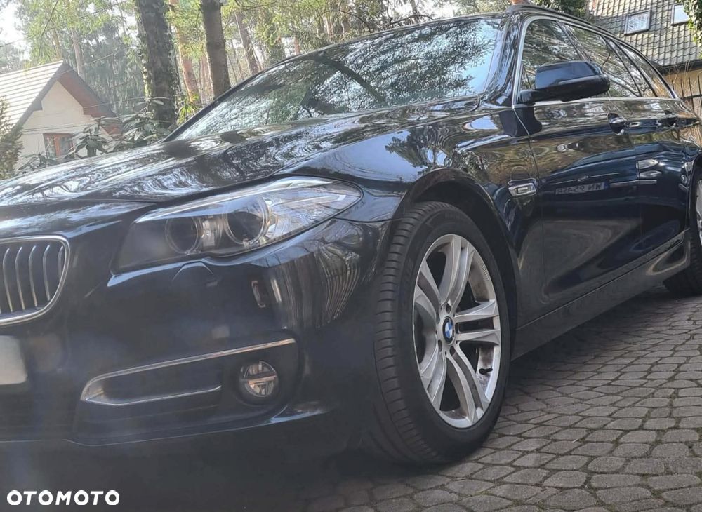 BMW Seria 5 520i Luxury Line - 6