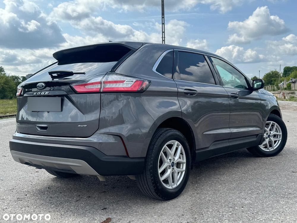 Ford Edge - 11