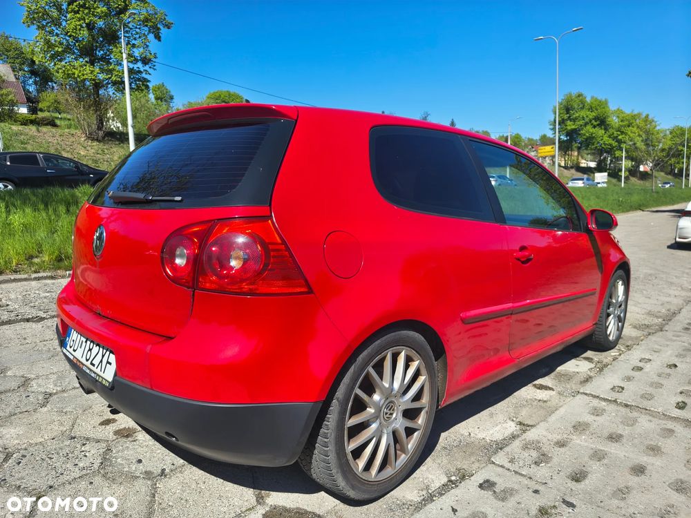 Volkswagen Golf 2.0 TDI DPF GT - 17