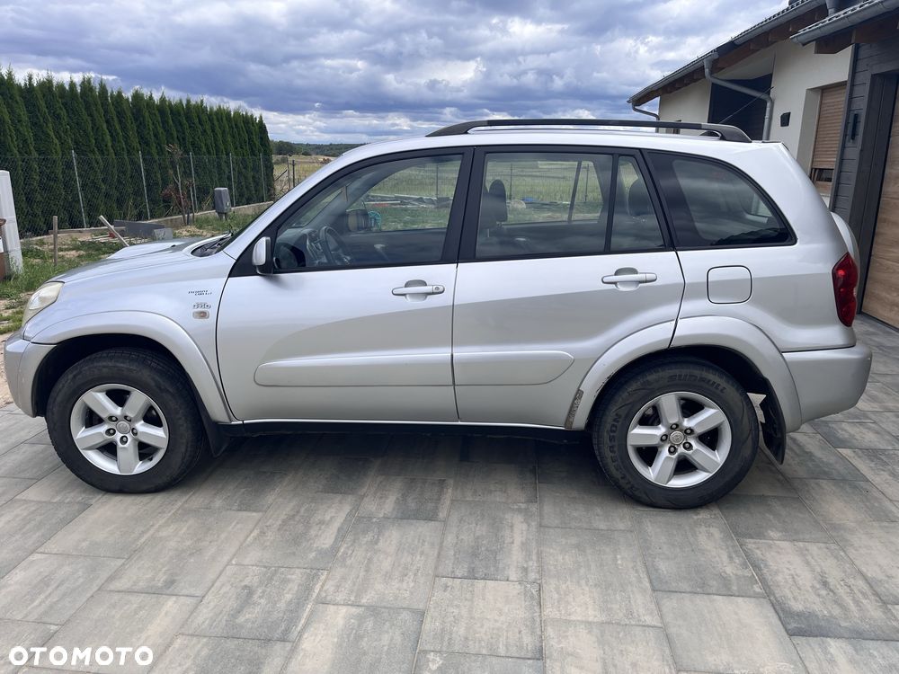 Toyota RAV4 - 2