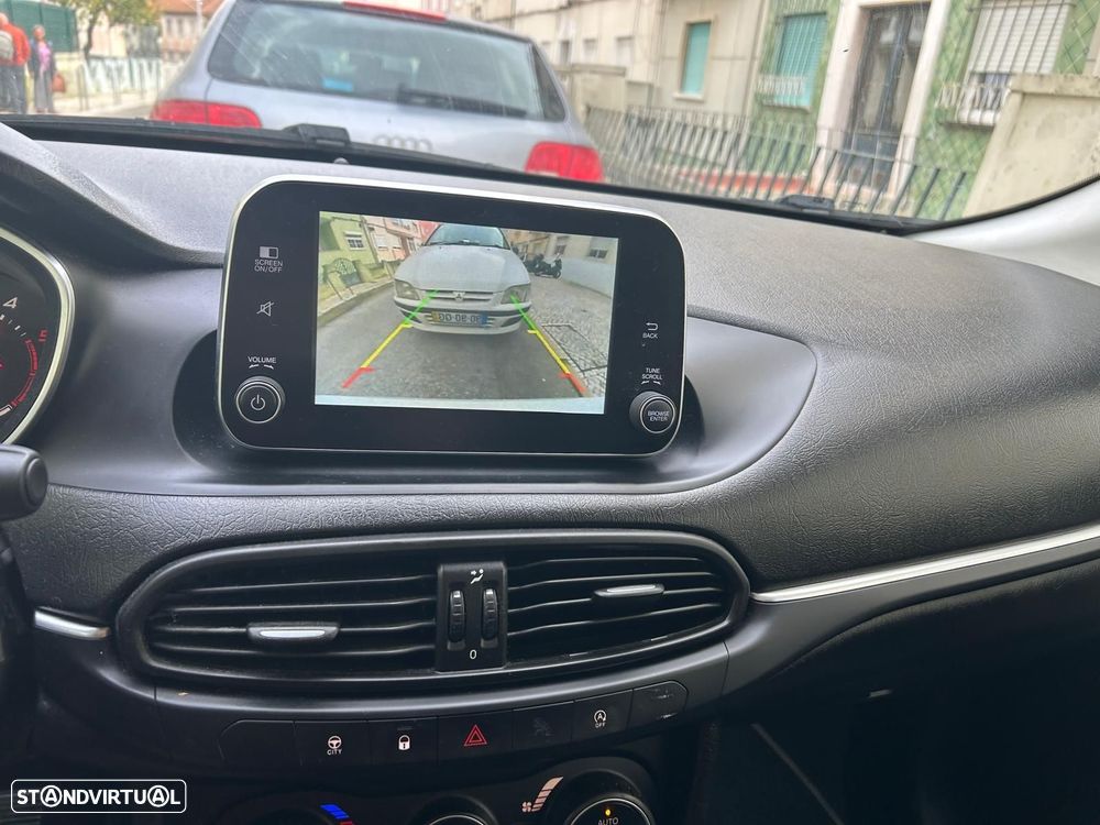Fiat Tipo Station Wagon 1.3 M-Jet Street - 13