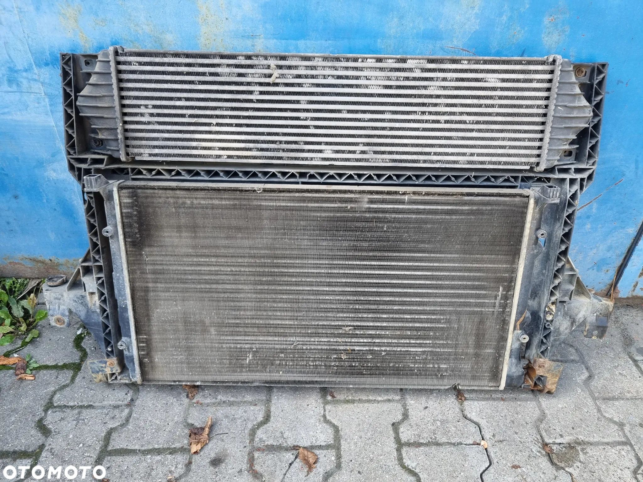 WENTYLATOR RAMA CHŁODNICY ITERCOOLER MASTER MOVANO 04-10r. - 1