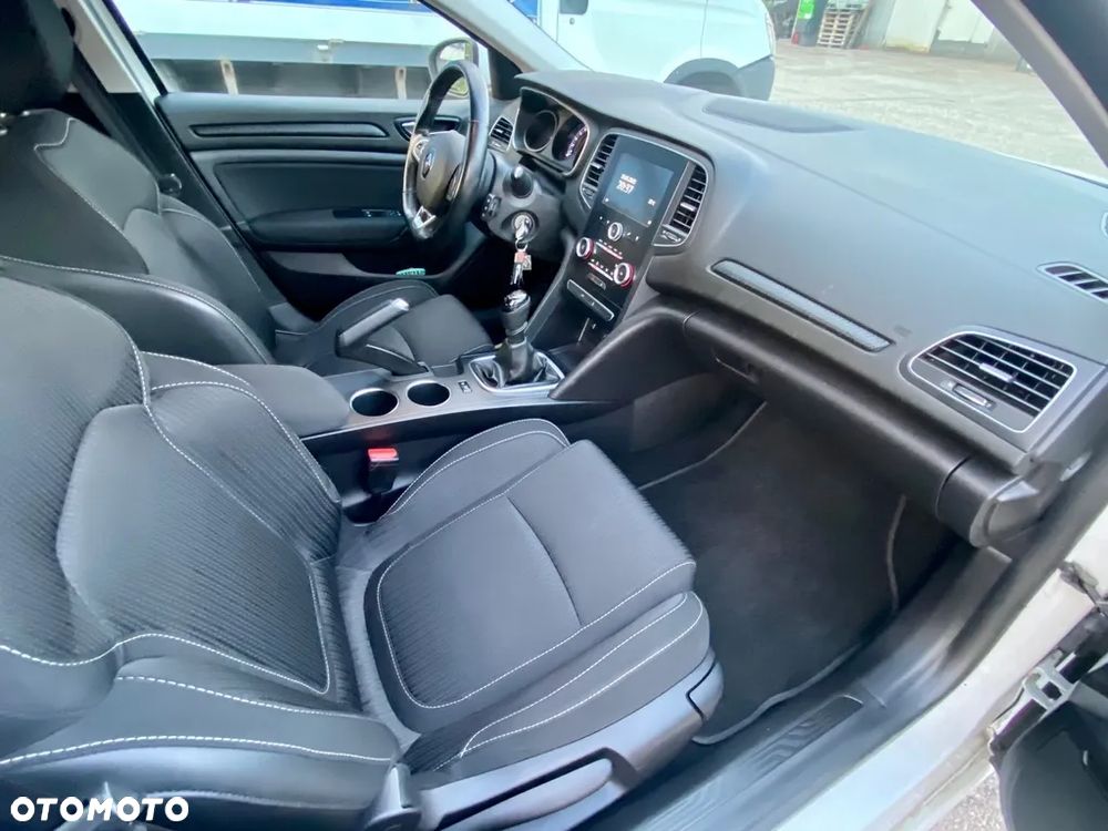 Renault Megane 1.5 dCi Business - 11