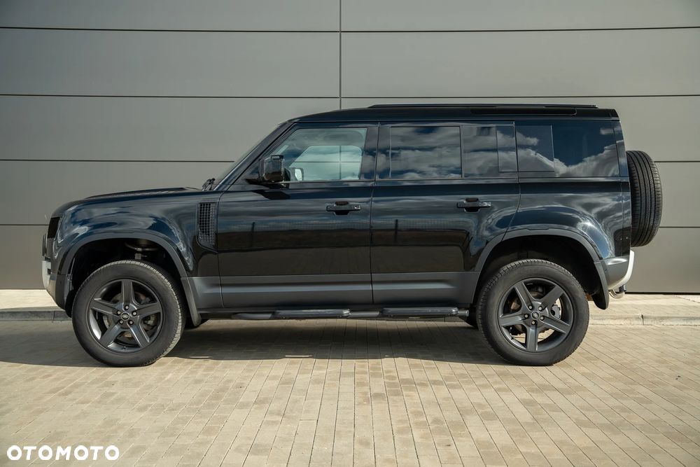 Land Rover Defender - 6