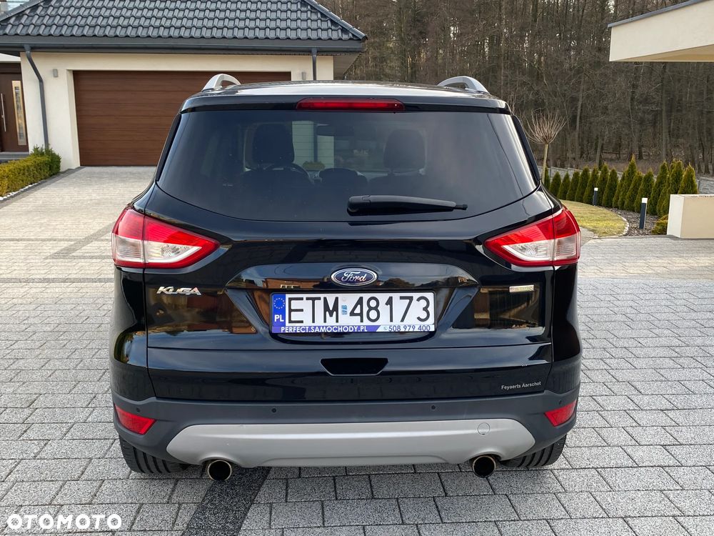 Ford Kuga 1.5 EcoBoost 2x4 Titanium - 10