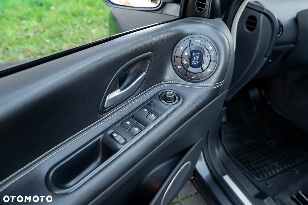 Renault Grand Espace 2.0 dCi Initiale - 34