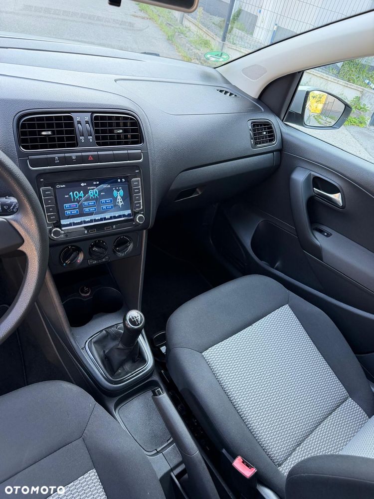 Volkswagen Polo 1.4 Comfortline - 22