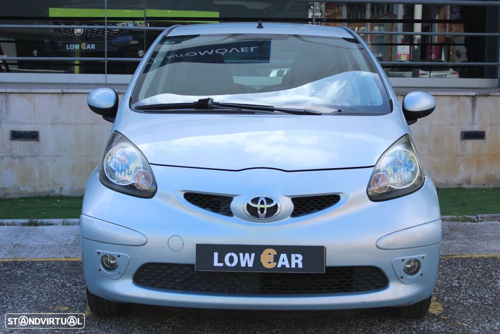 Toyota Aygo 1.0 + AC+VSC - 8
