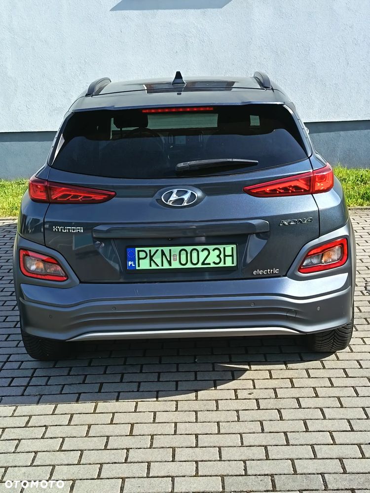 Hyundai Kona Premium - 4