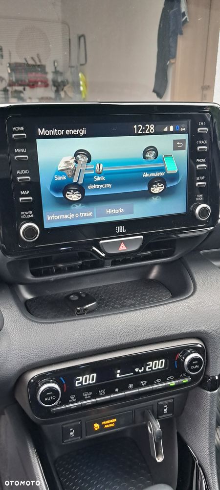 Toyota Yaris Hybrid 1.5 Selection Style - 17