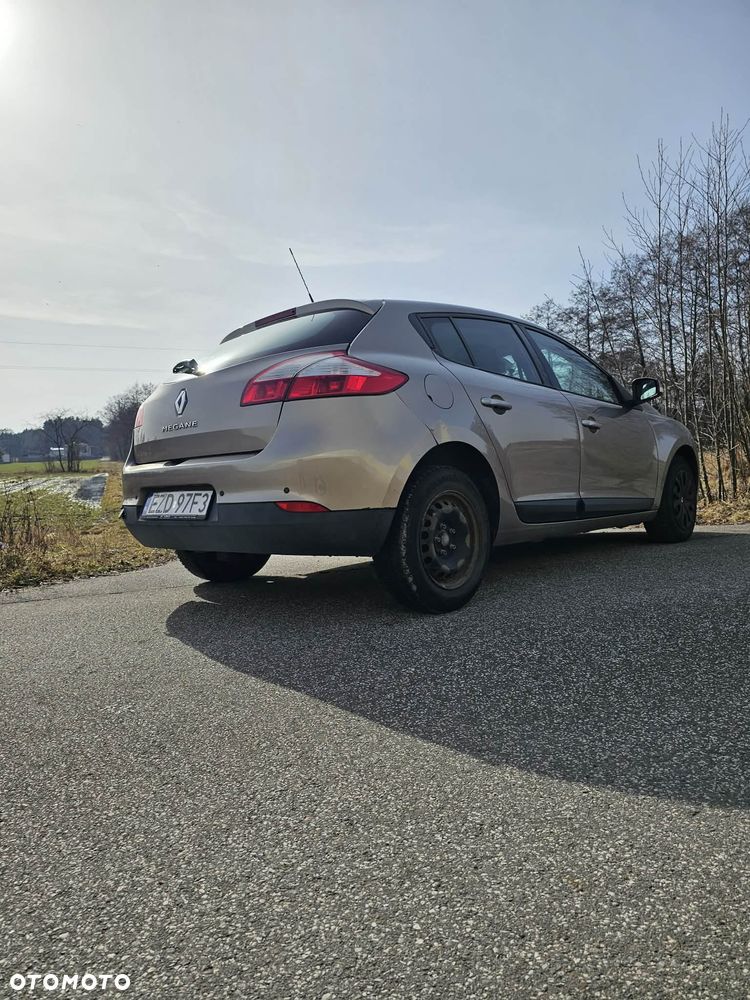 Renault Megane 1.6 16V Authentique - 4
