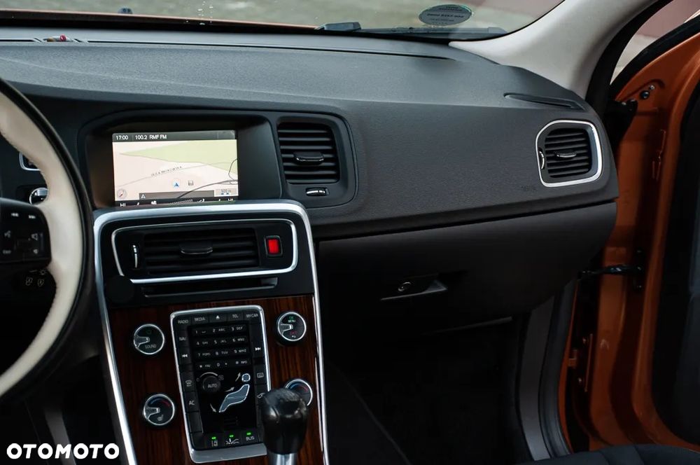 Volvo S60 - 32