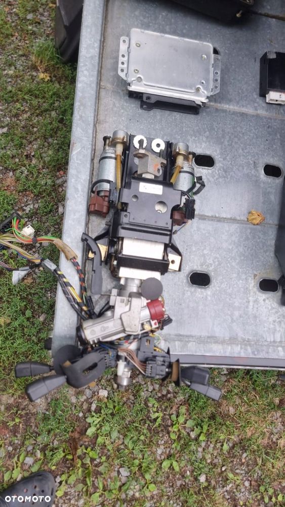 BMW 8 E31 850 840 KOLUMNA KIEROWNICZA ELEKTRYCZNA - 2