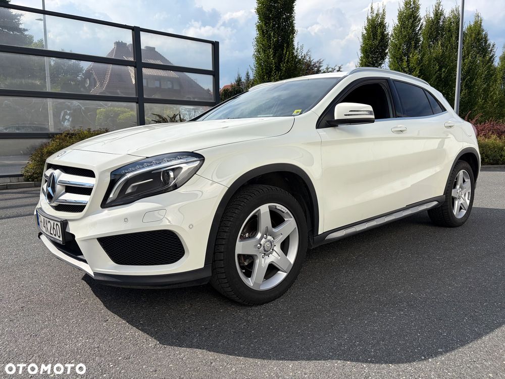 Mercedes-Benz GLA 250 4-Matic AMG Line - 6