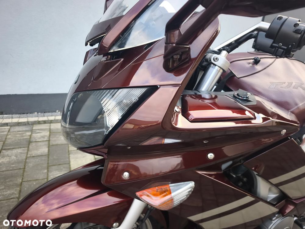 Yamaha FJR - 6