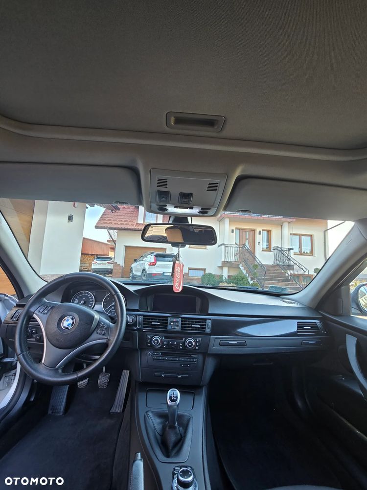 BMW Seria 3 - 11