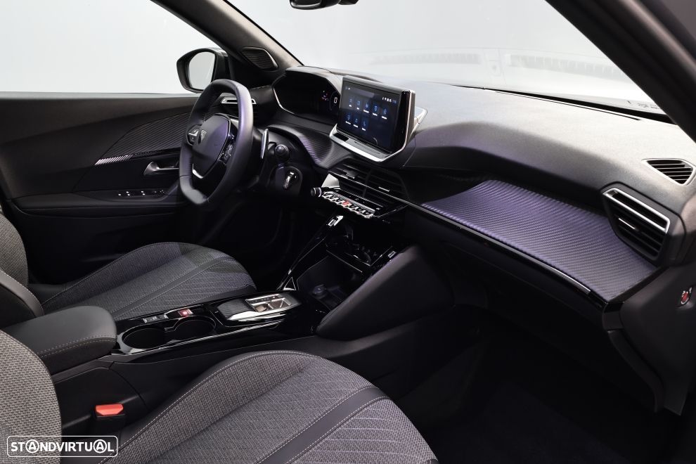Peugeot 2008 1.2 Hybrid Allure e-DCS6 - 22