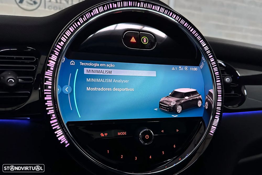 MINI 5 Portas Cooper S Premium JCW Auto - 32