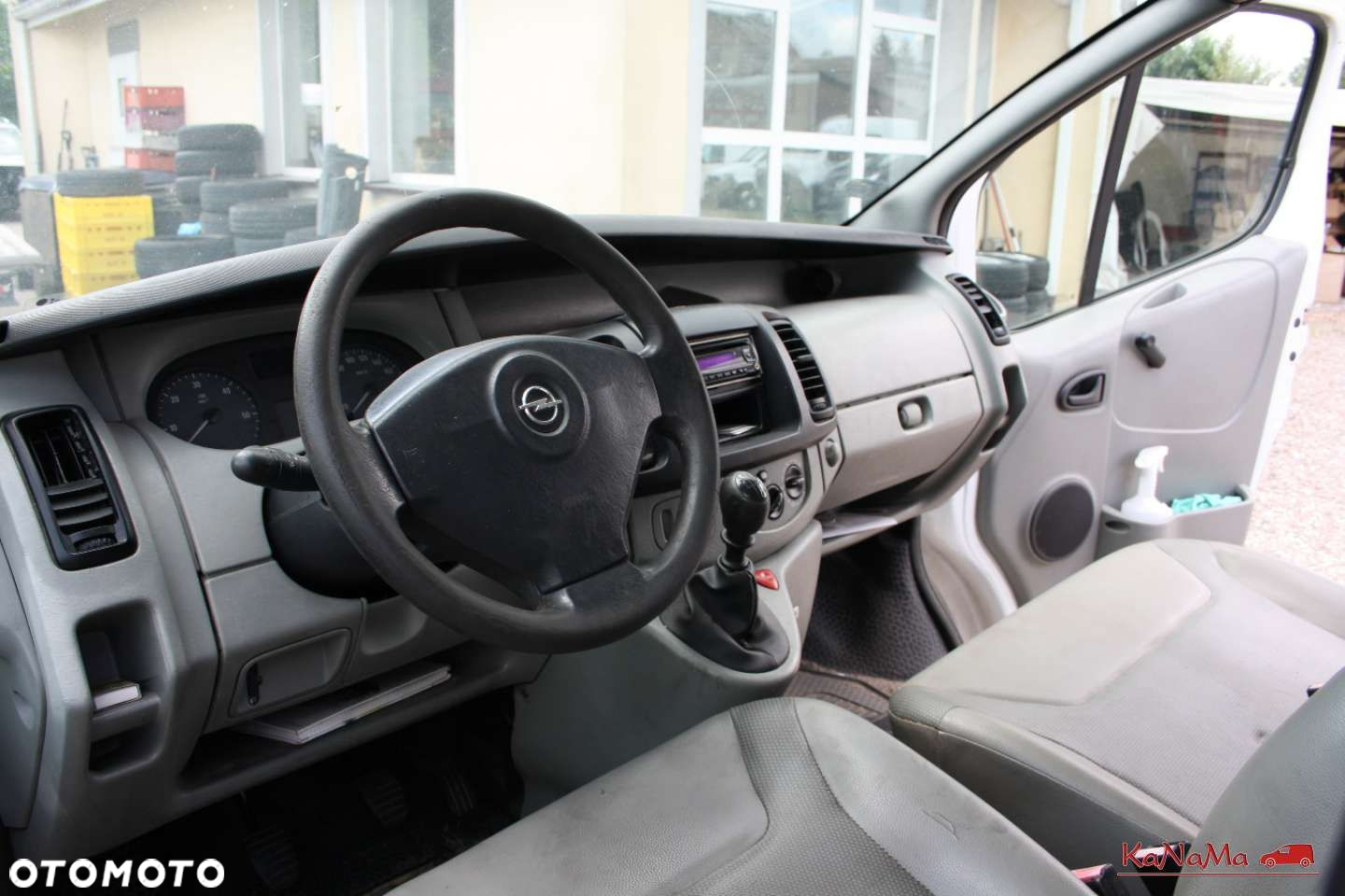 Opel Vivaro - 13