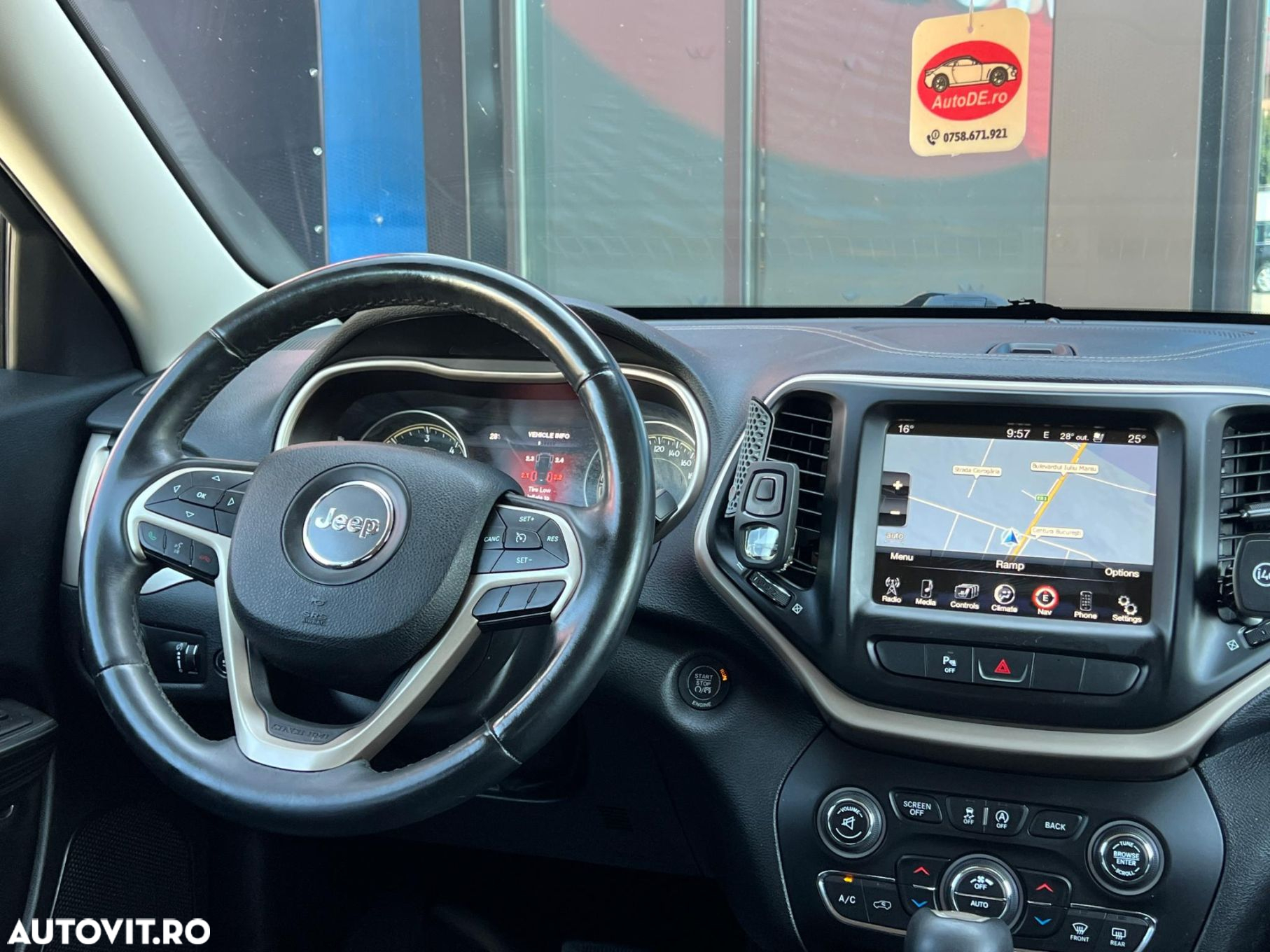 Jeep Cherokee - 7