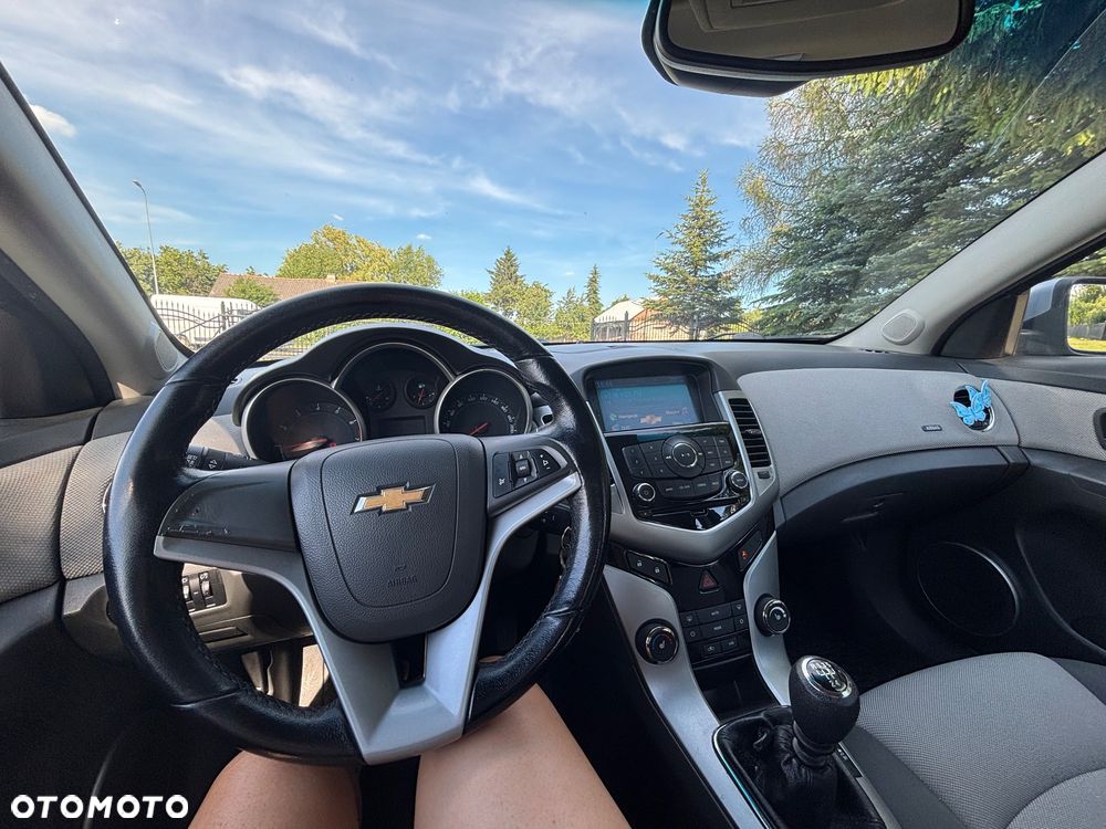 Chevrolet Cruze 1.8 LT+ - 5