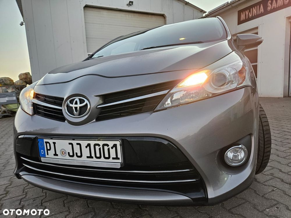 Toyota Verso 1.6 D-4D 5-Sitzer Start/Stop Edition S+ - 24