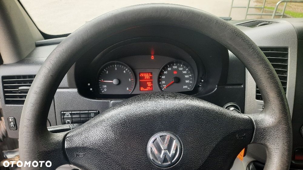 Volkswagen Crafter - 11